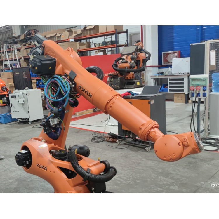 KUKA KR150 R3700 with KRC4 controller