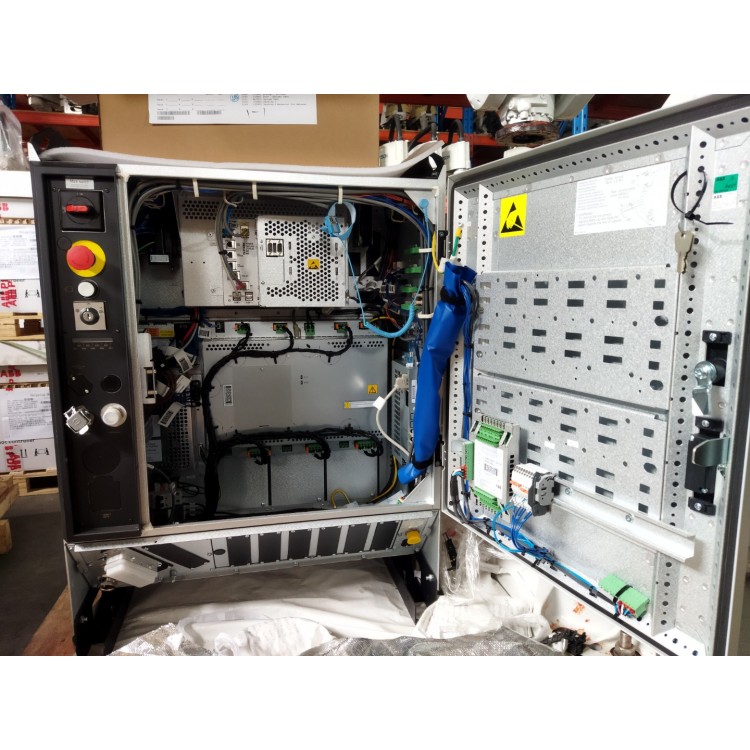 Industrial Robot ABB IRB6700-200/2.6