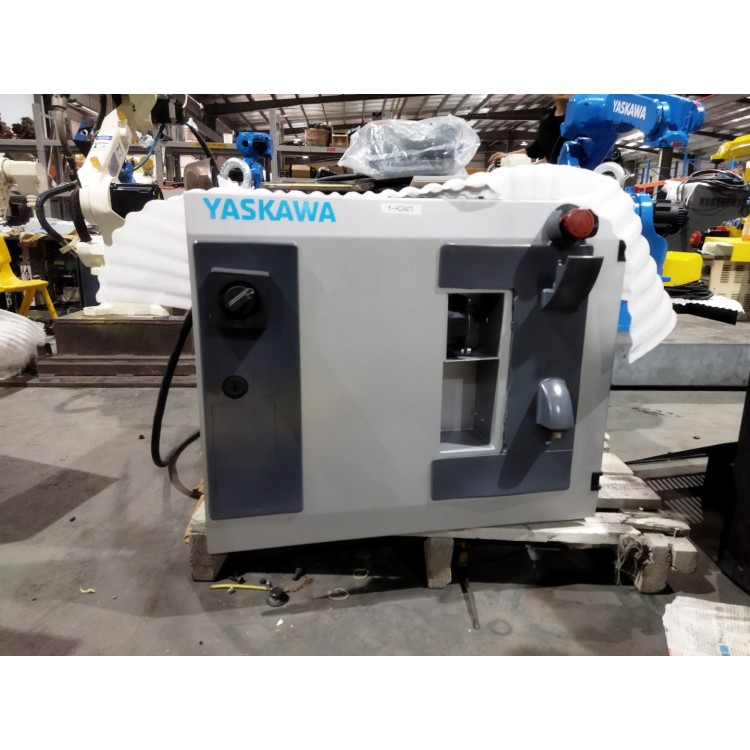 Industrial Robot YASKAWA MOTOMAN GP12