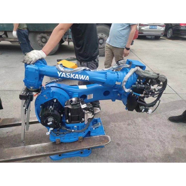 Industrial Robot YASKAWA MOTOMAN GP50