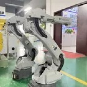 Yaskawa UP6 Welding Robot
