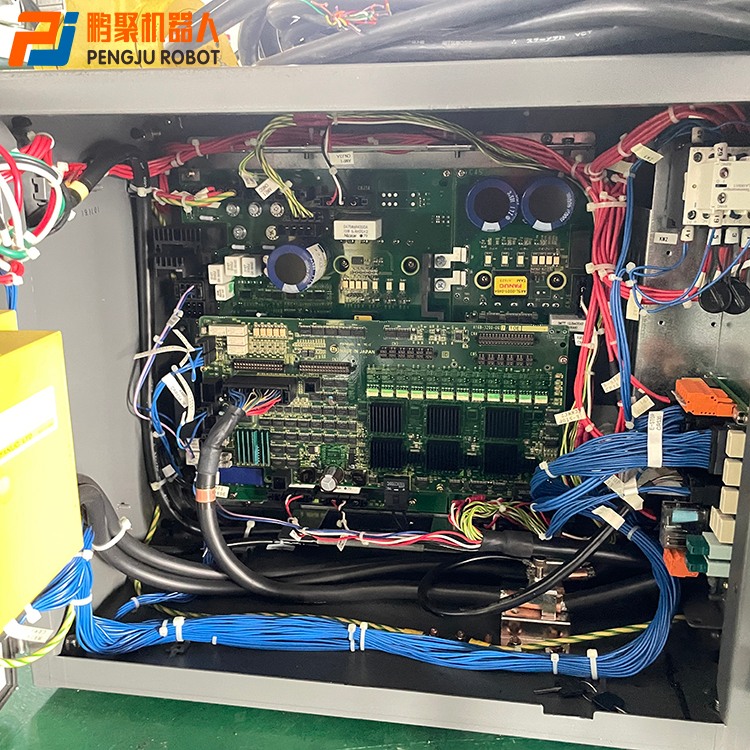 Fanuc LR Mate 200iC multifunctional Robot