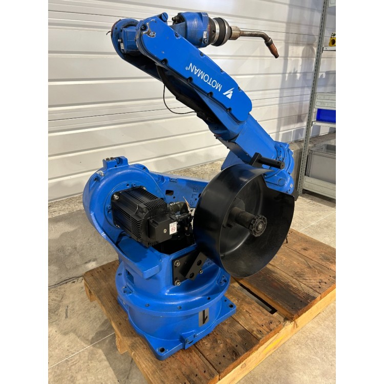 MOTOMAN EA1900N Arc Welding Robot