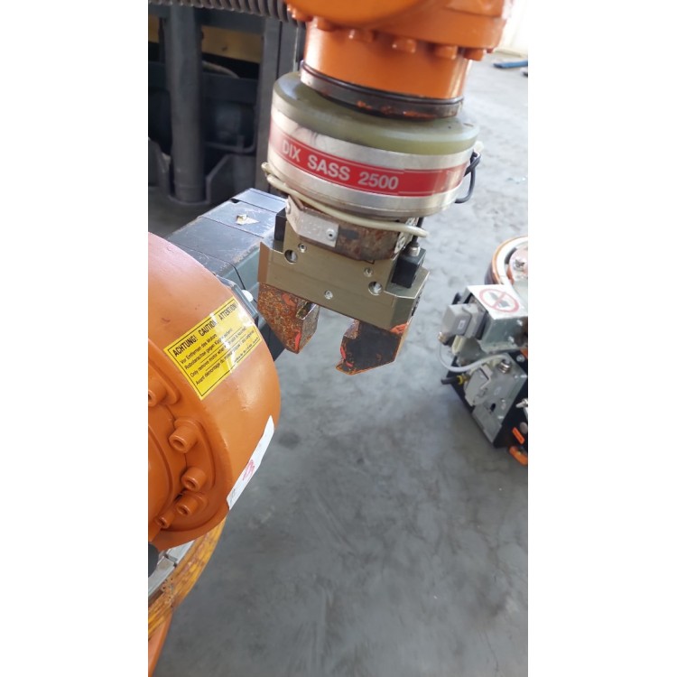 KUKA KR16 Robot, KRC2 ED05