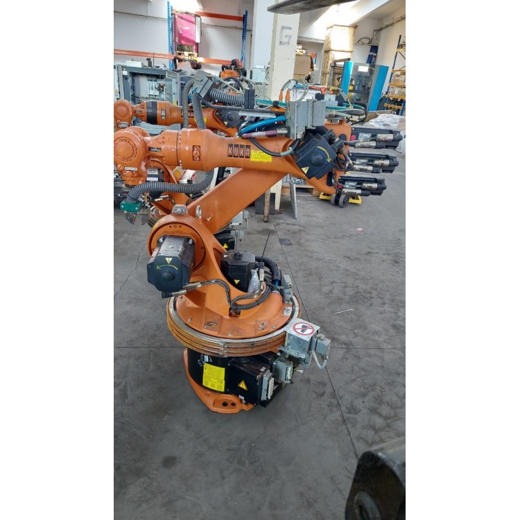 KUKA KR16 Robot, KRC2 ED05