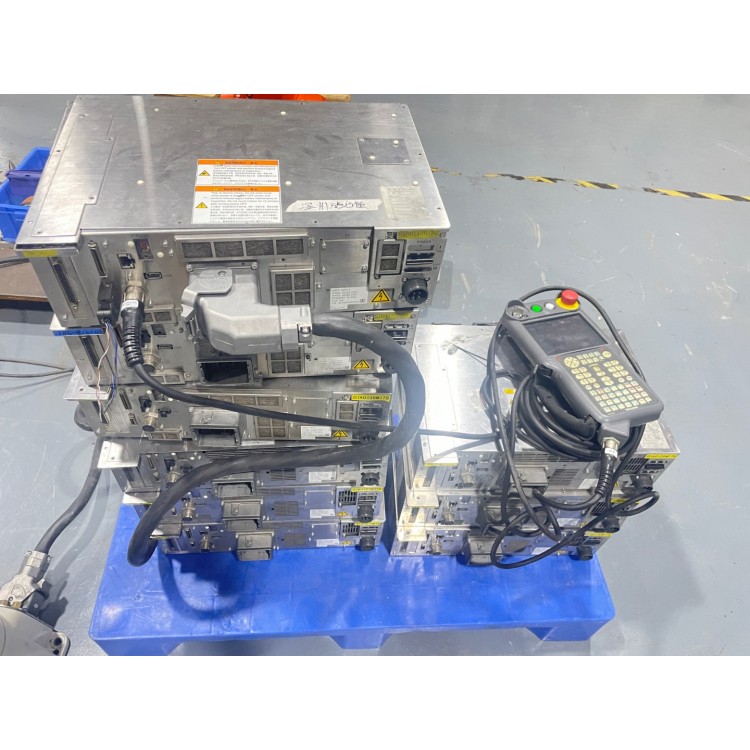 Yaskawa GP8 Robot, Repainted Industrial Robot