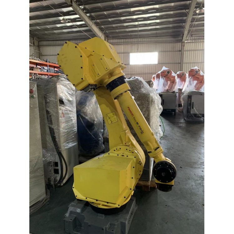 Fanuc M-710iC/70 Robot