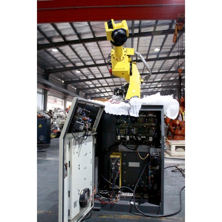 FANUC R-2000ia/200F