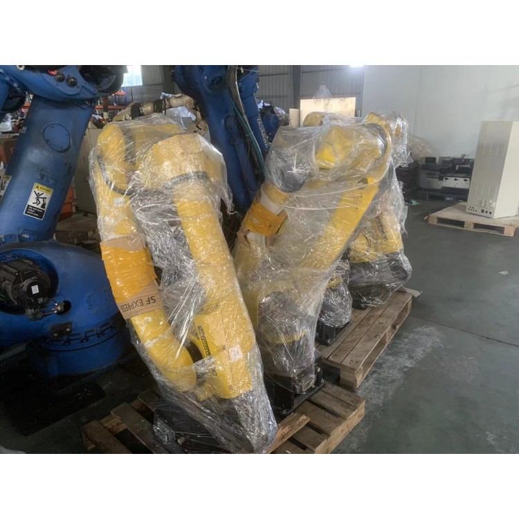 Fanuc M-10iD/8L Industrial Robot