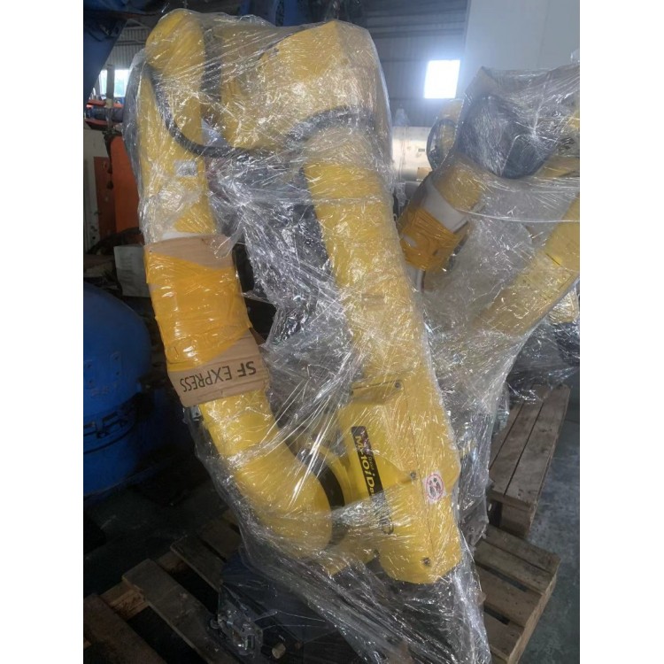 Fanuc M-10iD/8L Industrial Robot