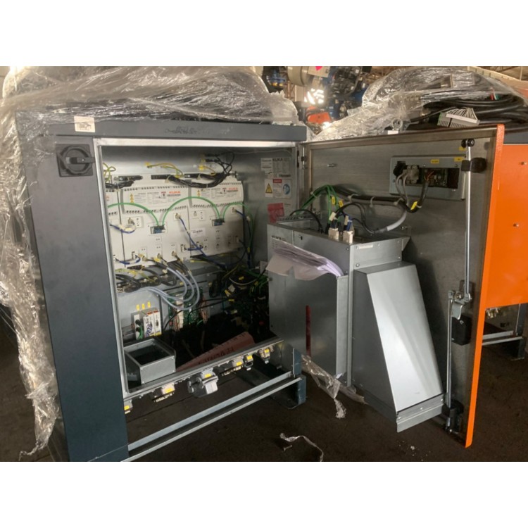 KUKA KR180 L130-2 CR2000 Robot